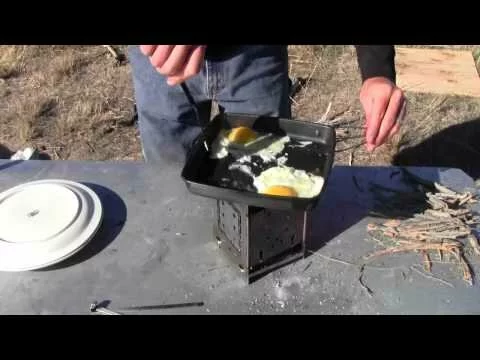 How to cook Bacon and Eggs Camping Outdoor gear Tip